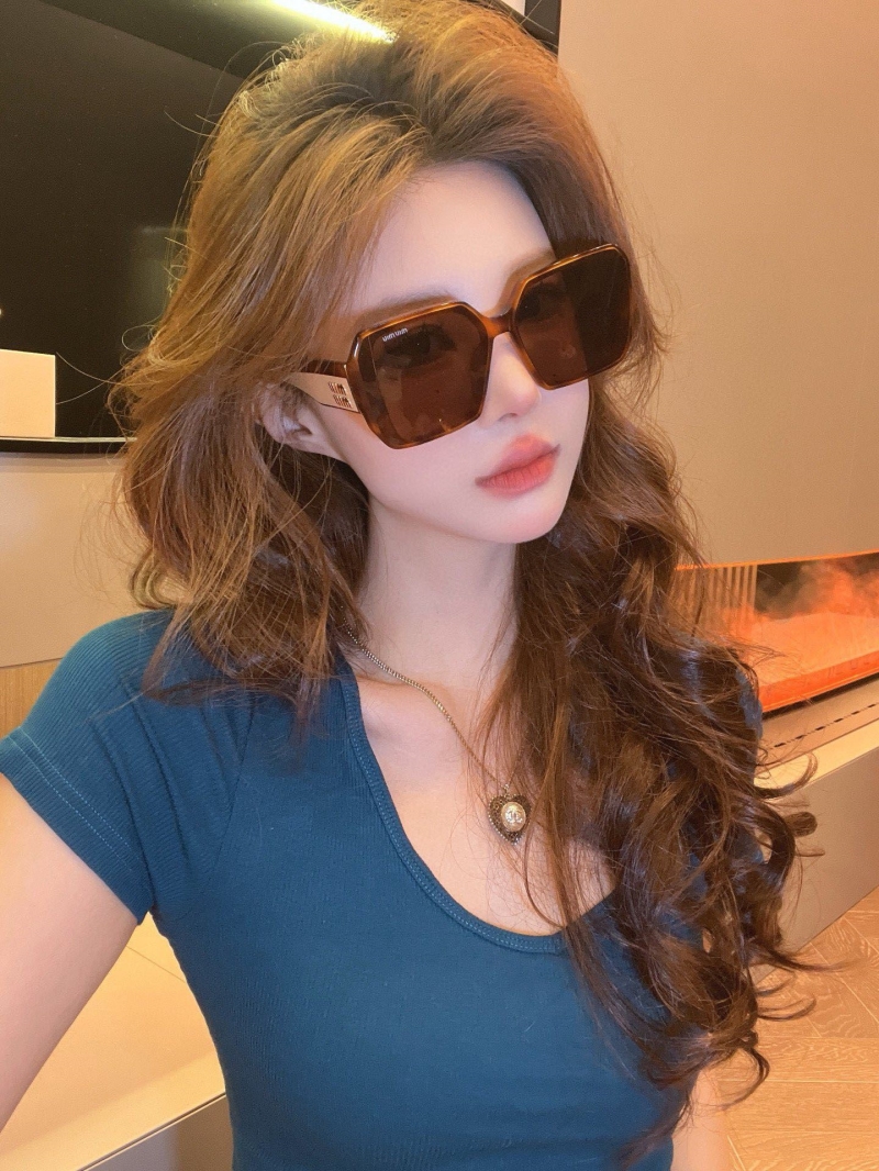 Miu miu Sunglasses